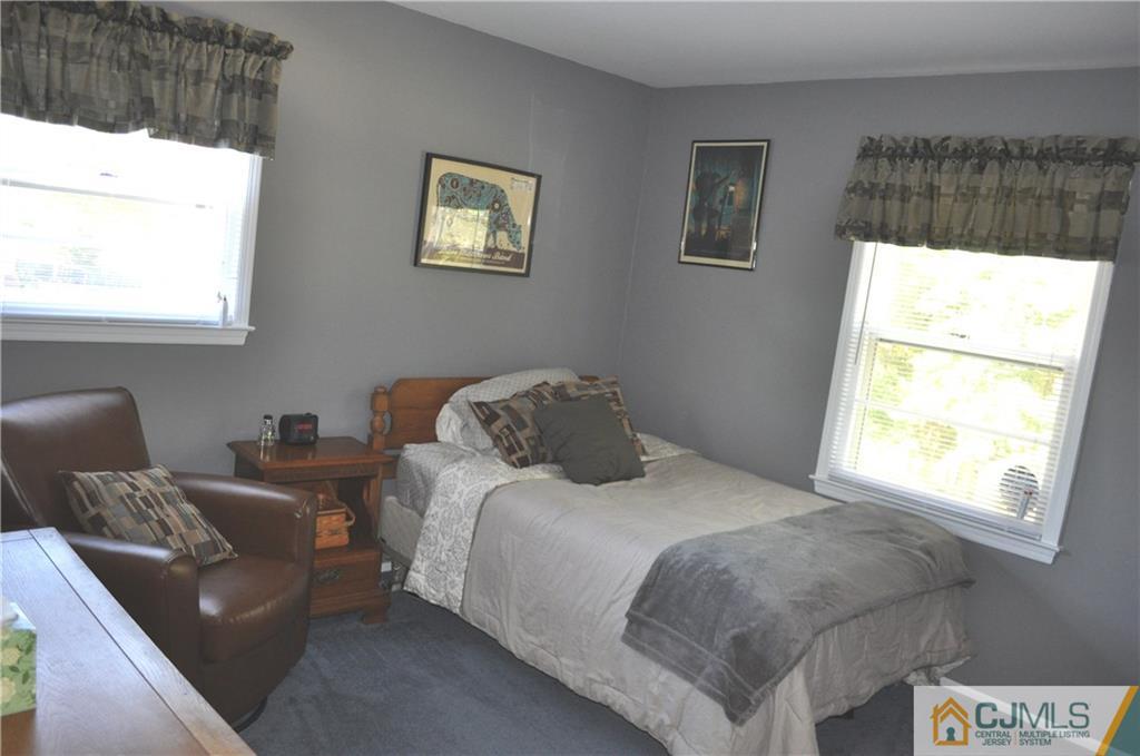 14 Oak Tree Road Monmouth Junction, NJ 08852 - Photo 16 of 25 Gallery Image 16