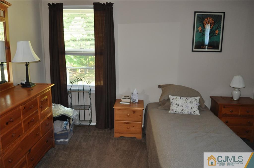 14 Oak Tree Road Monmouth Junction, NJ 08852 - Photo 19 of 25 Gallery Image 19