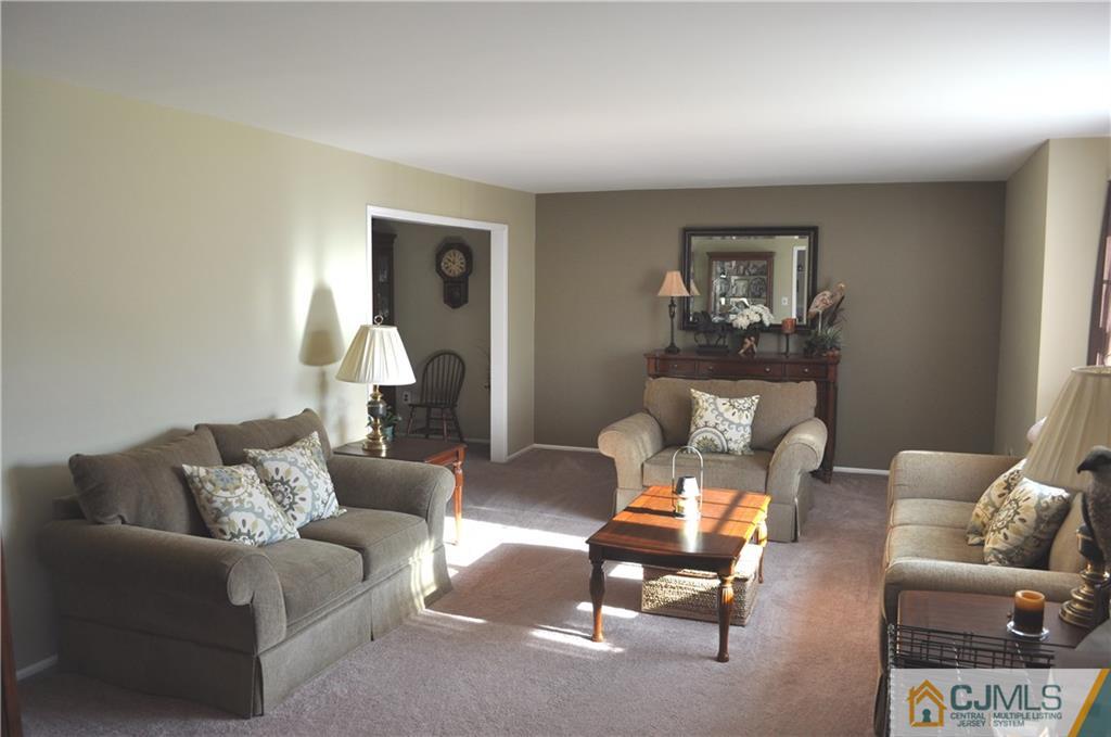 14 Oak Tree Road Monmouth Junction, NJ 08852 - Photo 3 of 25 Gallery Image 3
