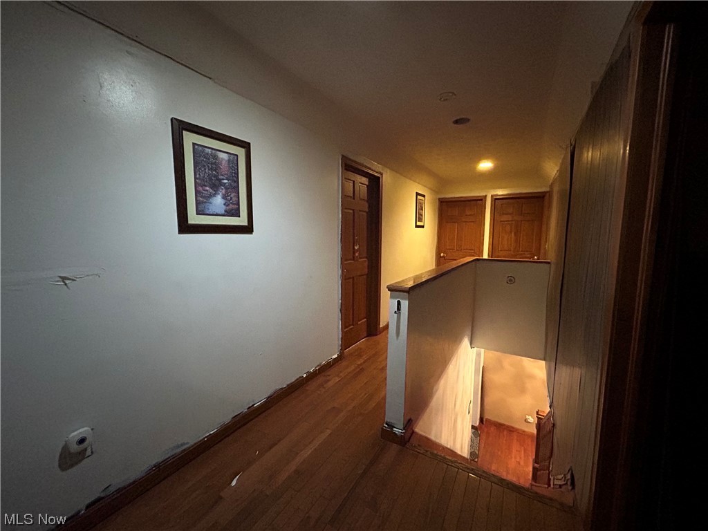 1648 Ivydale Road Clay, WV 25043 - Photo 9 of 18 Hallway