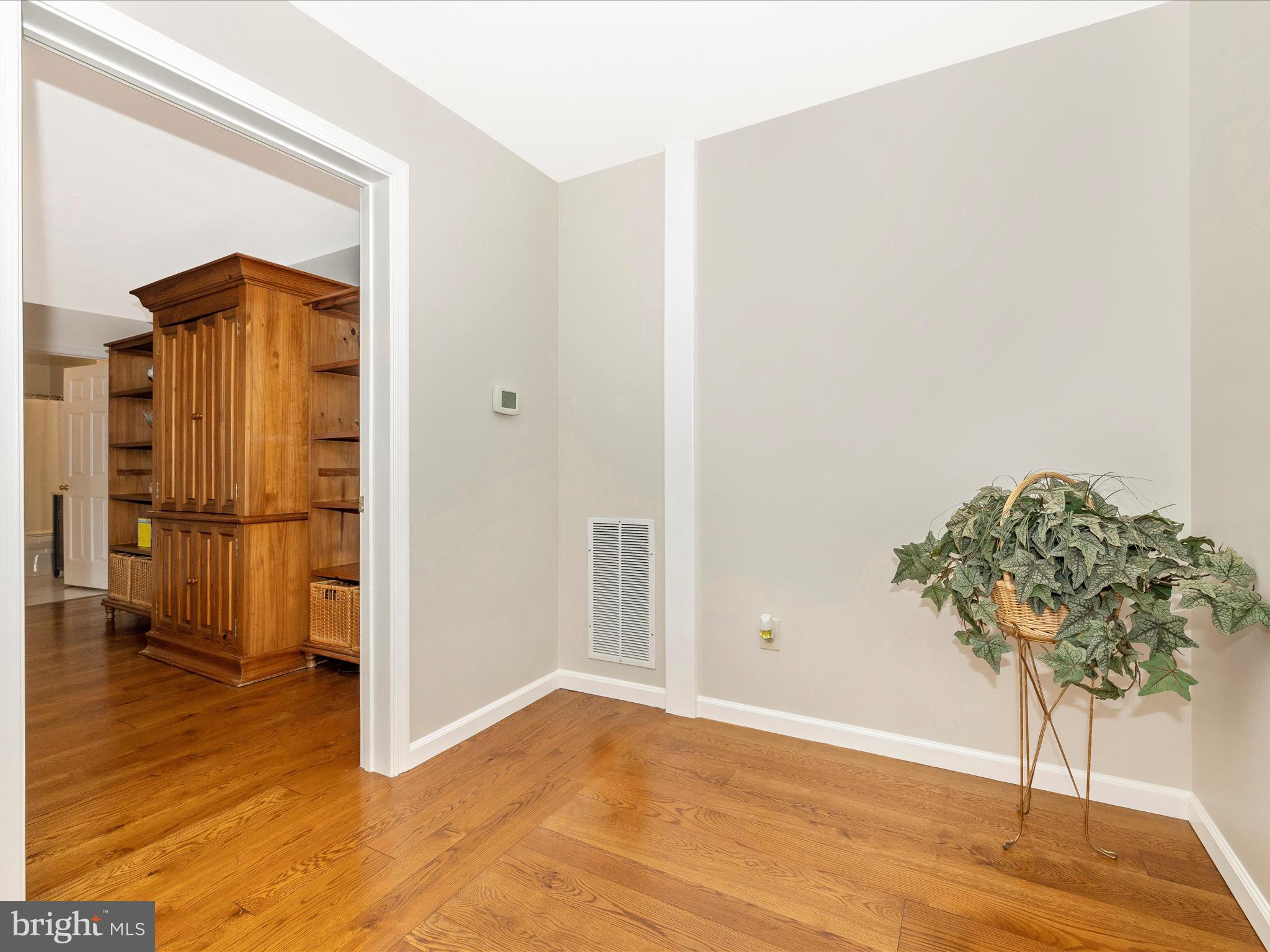 203 Sunset Avenue Mount Airy, MD 21771 - Photo 22 of 57 UL Landing would make a Perfect Office Nook