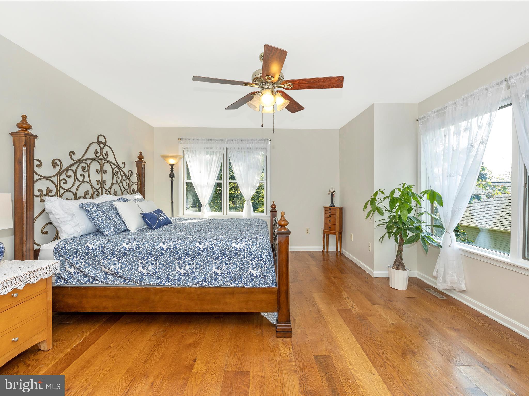 203 Sunset Avenue Mount Airy, MD 21771 - Photo 23 of 57 Bright and Cheery Primary Bedroom