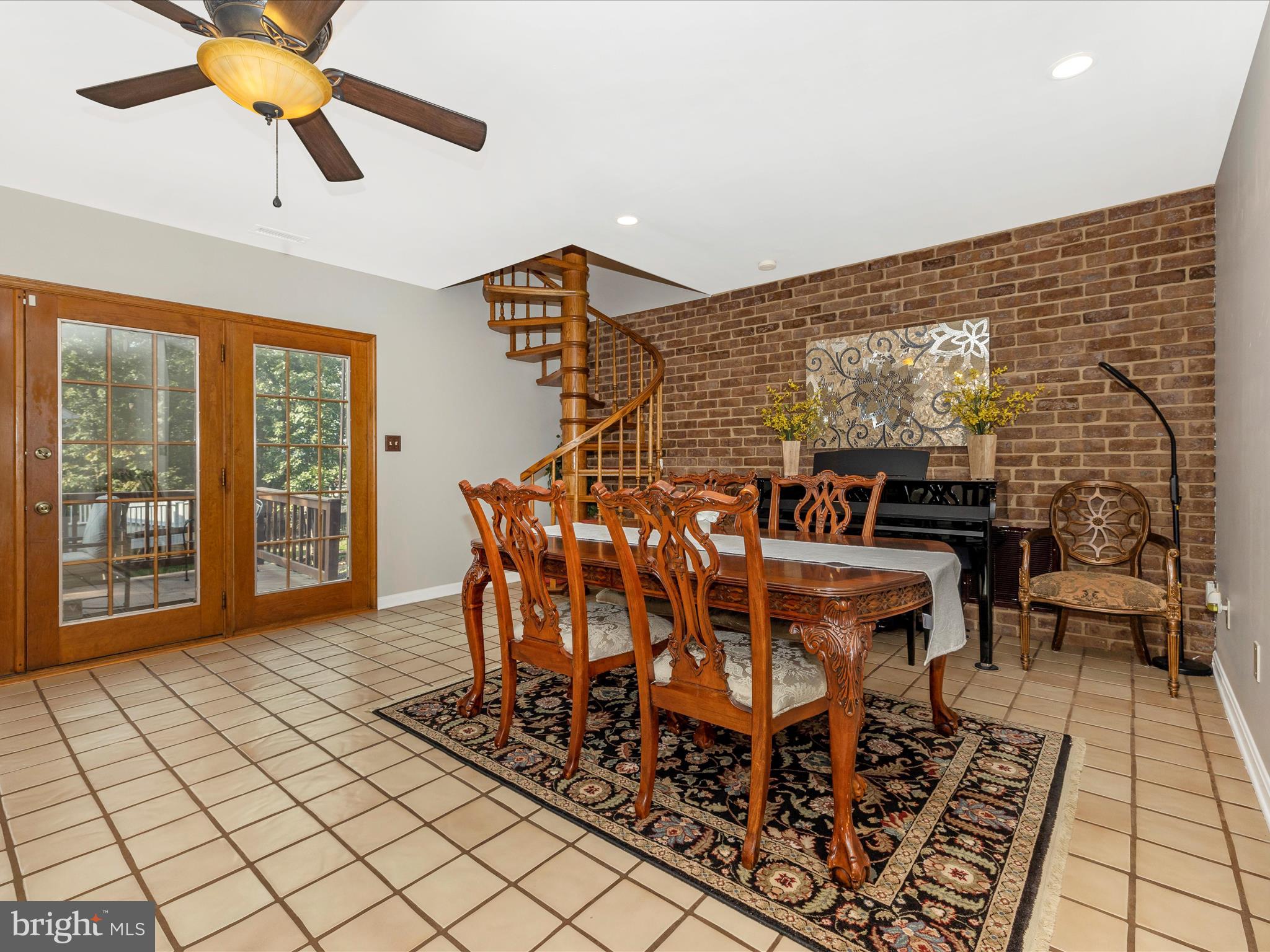 203 Sunset Avenue Mount Airy, MD 21771 - Photo 9 of 57 Great Room Dining Area