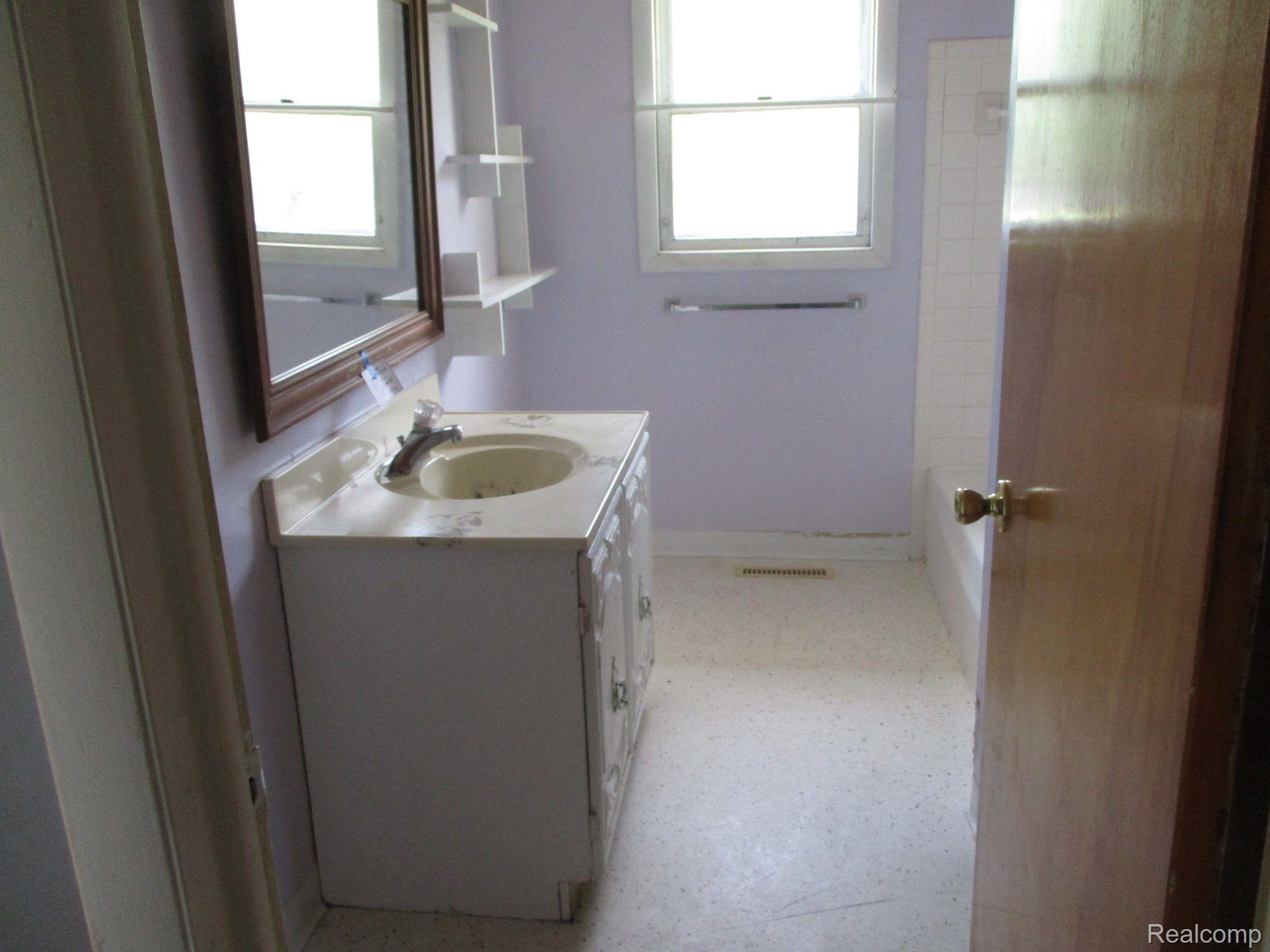 11127 Elms Road Clio, MI 48420 - Photo 18 of 24 Gallery Image 18