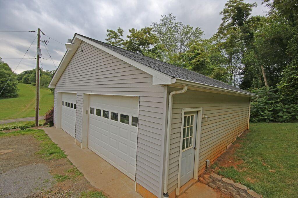 1059 Conner Grove Road Southwest Willis, VA 24380 - Photo 14 of 19 ISpdzhstsl02cr1000000000