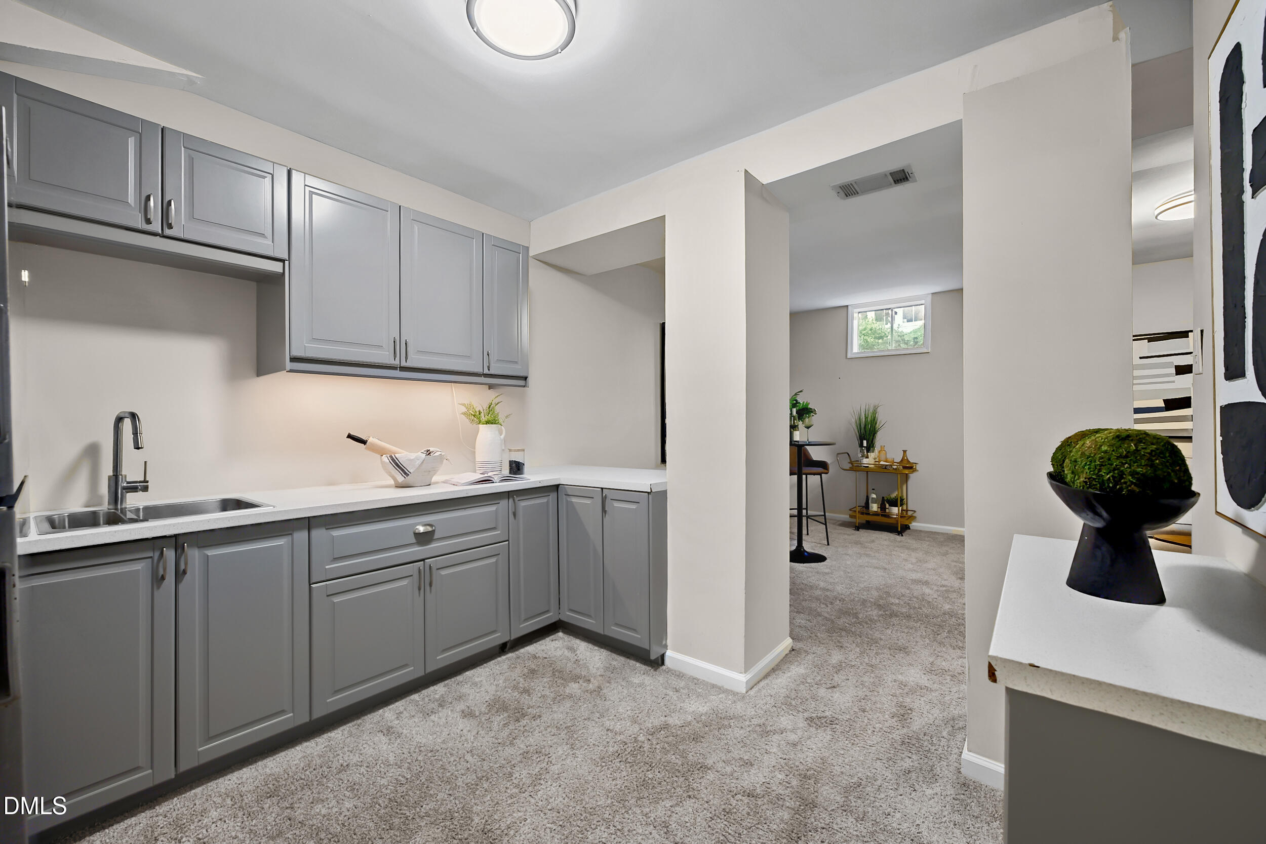 2612 Barmettler Street Raleigh, NC 27607 - Photo 13 of 22 28 -2612 barmettler st, interior