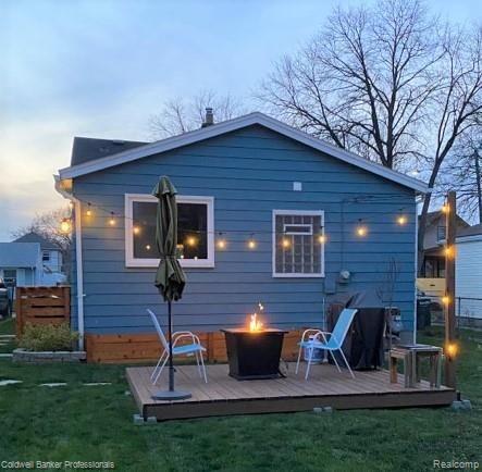 1930 Leitch Road Ferndale, MI 48220 - Photo 27 of 39 Dusk in the fall of 2020