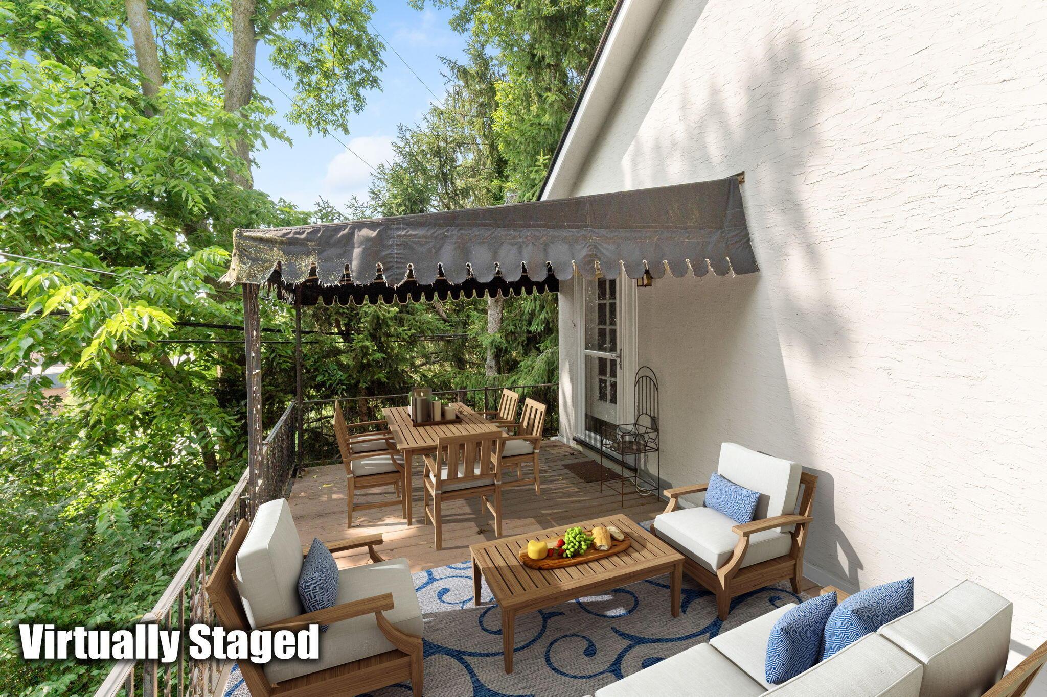 1631 Roxbury Road, Unit D2 Columbus, OH 43212 - Photo 26 of 37 Huge balcony in the trees!