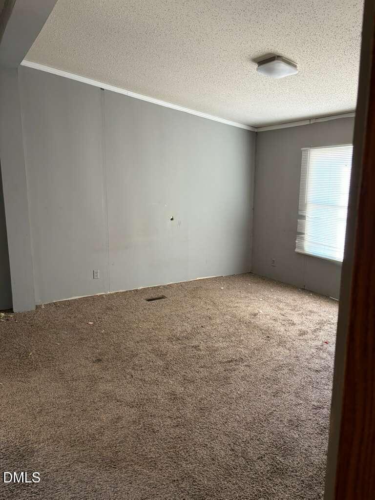 567 Miller Road Benson, NC 27504 - Photo 8 of 8 WhatsApp Image 2026-04-23 at 14.25.30 (1