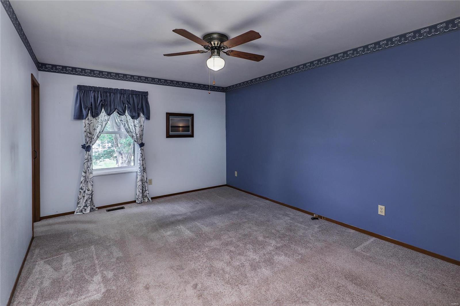 1013 Pasture Ridge Drive St. Peters, MO 63376 - Photo 11 of 15