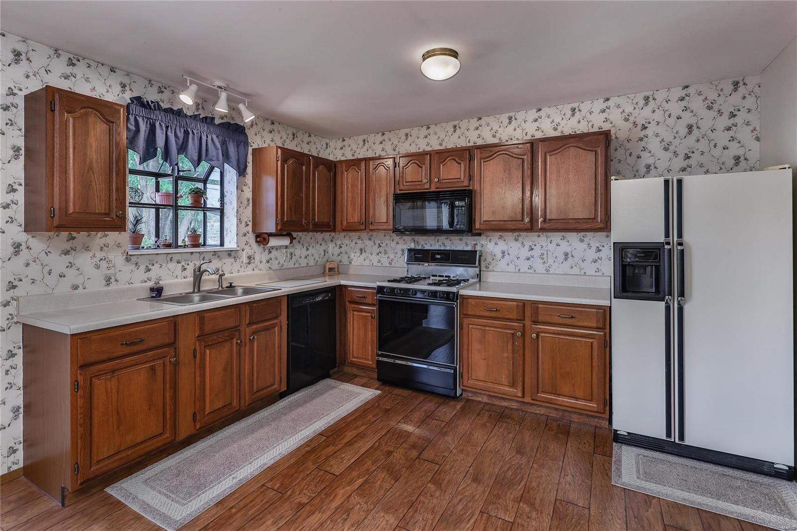 1013 Pasture Ridge Drive St. Peters, MO 63376 - Photo 8 of 15