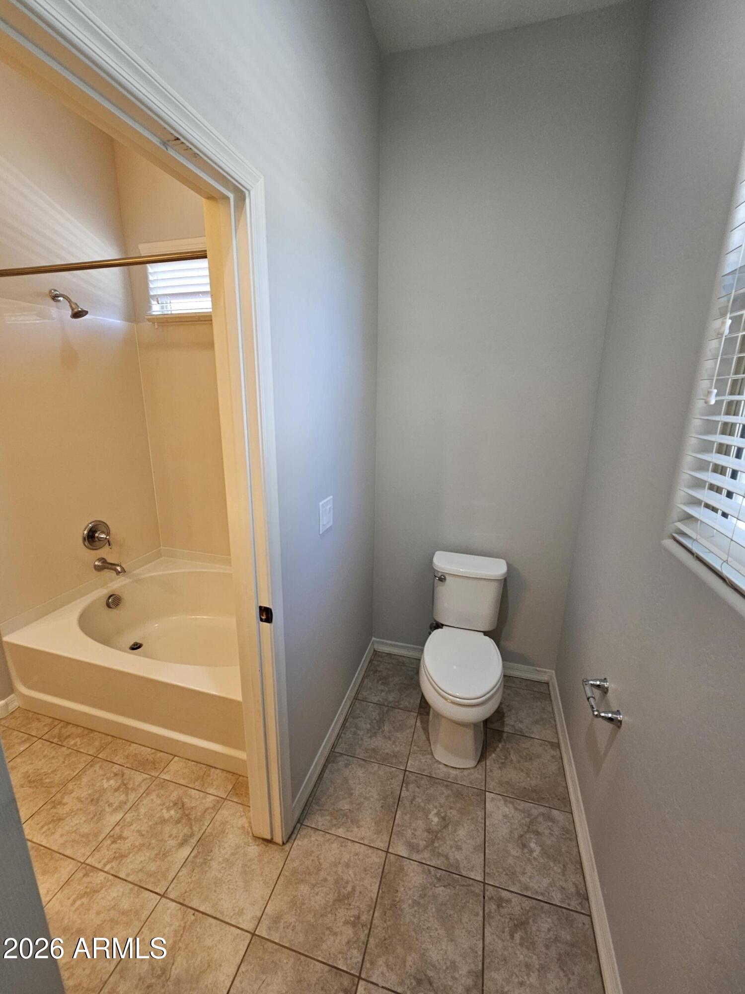 2253 South Wallrade Lane Gilbert, AZ 85295 - Photo 13 of 26 Wallrade Primary Bath 3