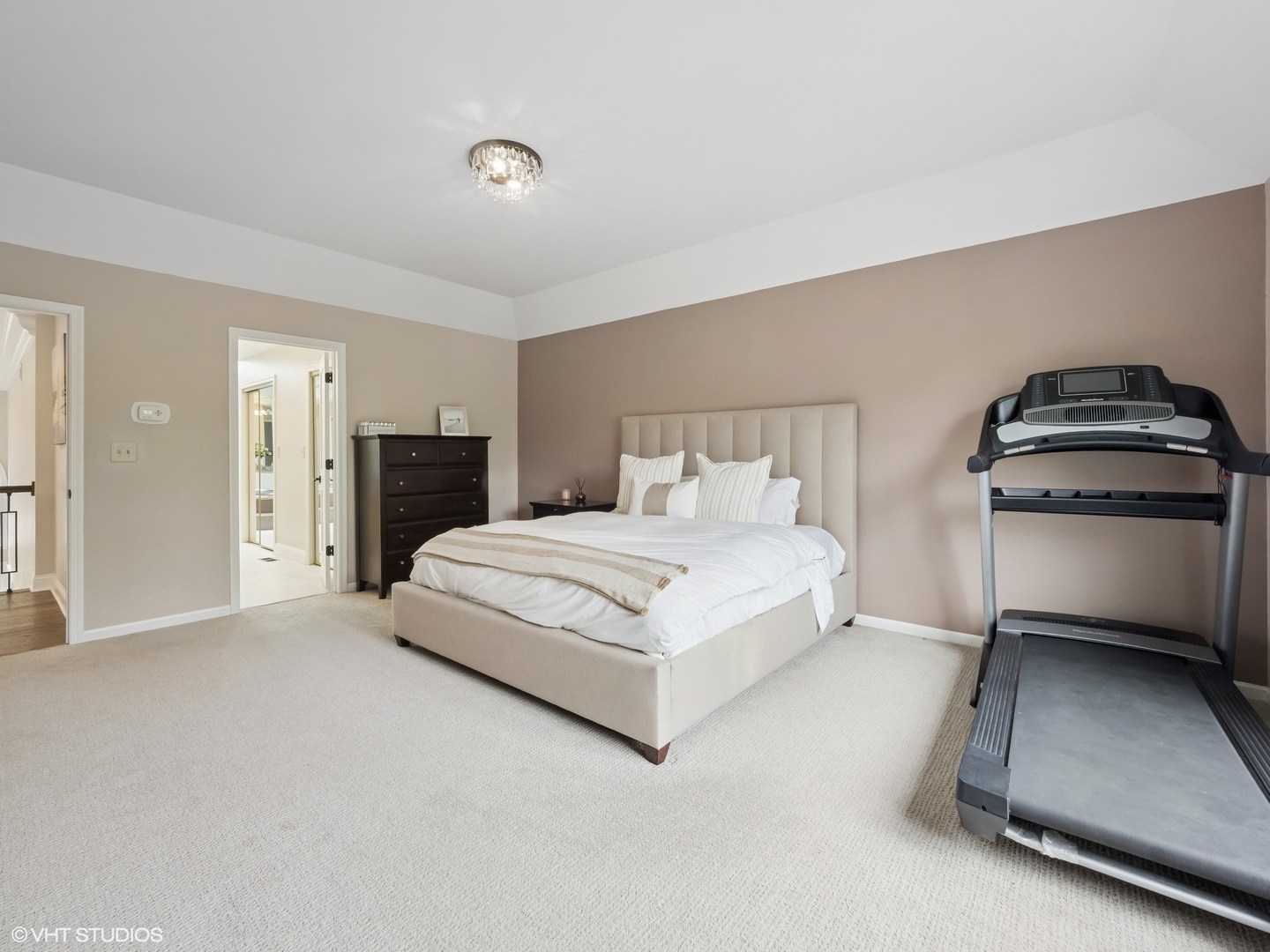 1002 Elmdale Road Glenview, IL 60025 - Photo 28 of 51 a bedroom with a bed and a walk in closet
