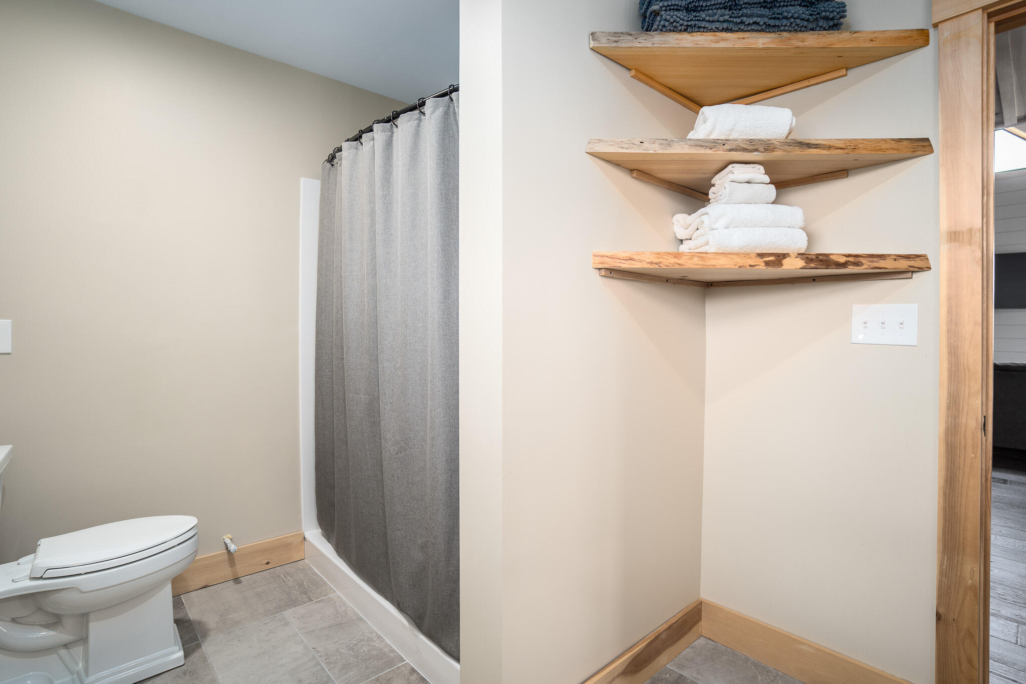 40 Spring Street Rangeley, ME 04970 - Photo 34 of 64 DSC08470