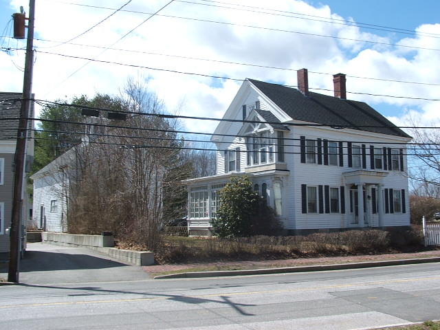 66 North Street Saco, ME 04072 - Photo 3 of 41 3