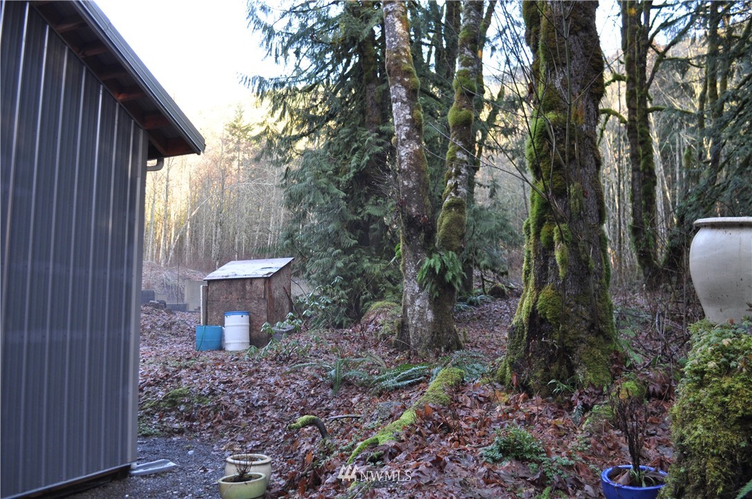 8982 Frost Creek Road Maple Falls, WA 98266 - Photo 21 of 22