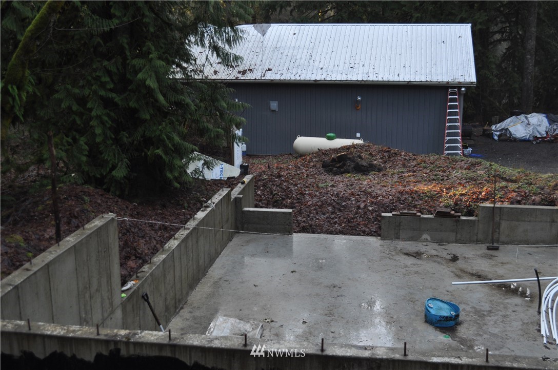 8982 Frost Creek Road Maple Falls, WA 98266 - Photo 5 of 22