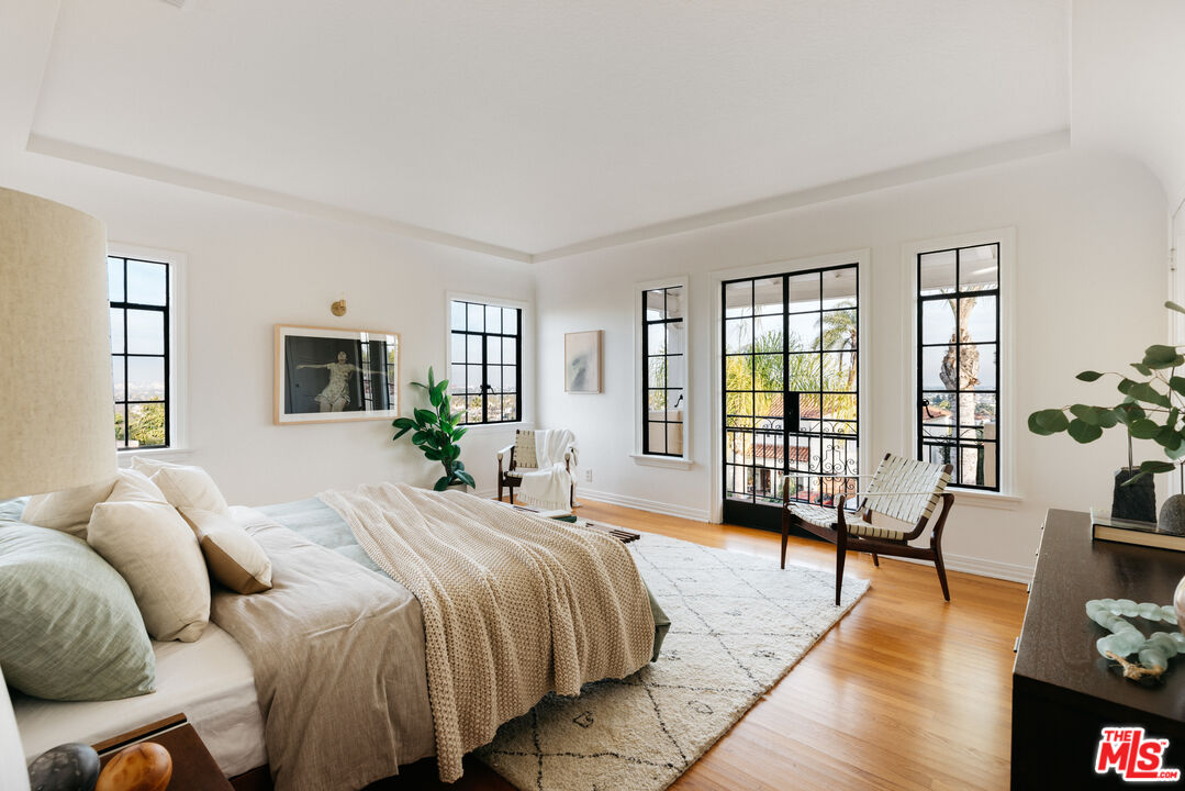 3681 Fairland Boulevard View Park, CA 90043 - Photo 36 of 54