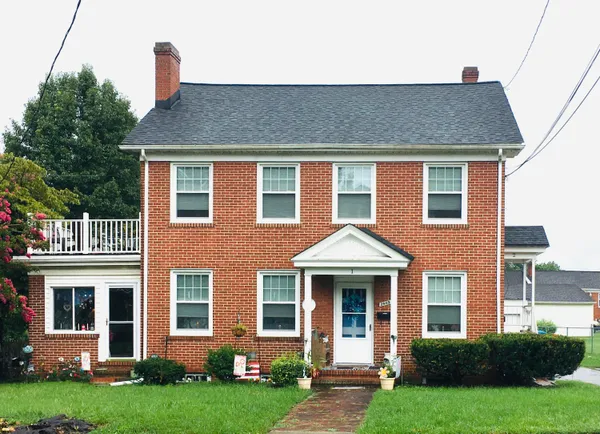 $379,999 | 2803 Burton Avenue Northwest, Roanoke, VA 24012