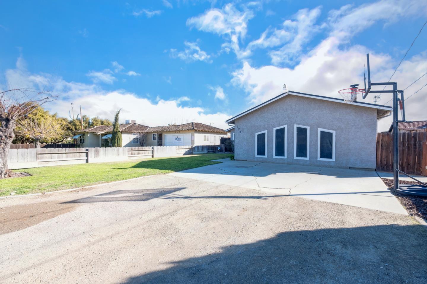 120 Mercey Springs Road Los Banos, CA 93635 - Photo 2 of 43 Gallery Image 2