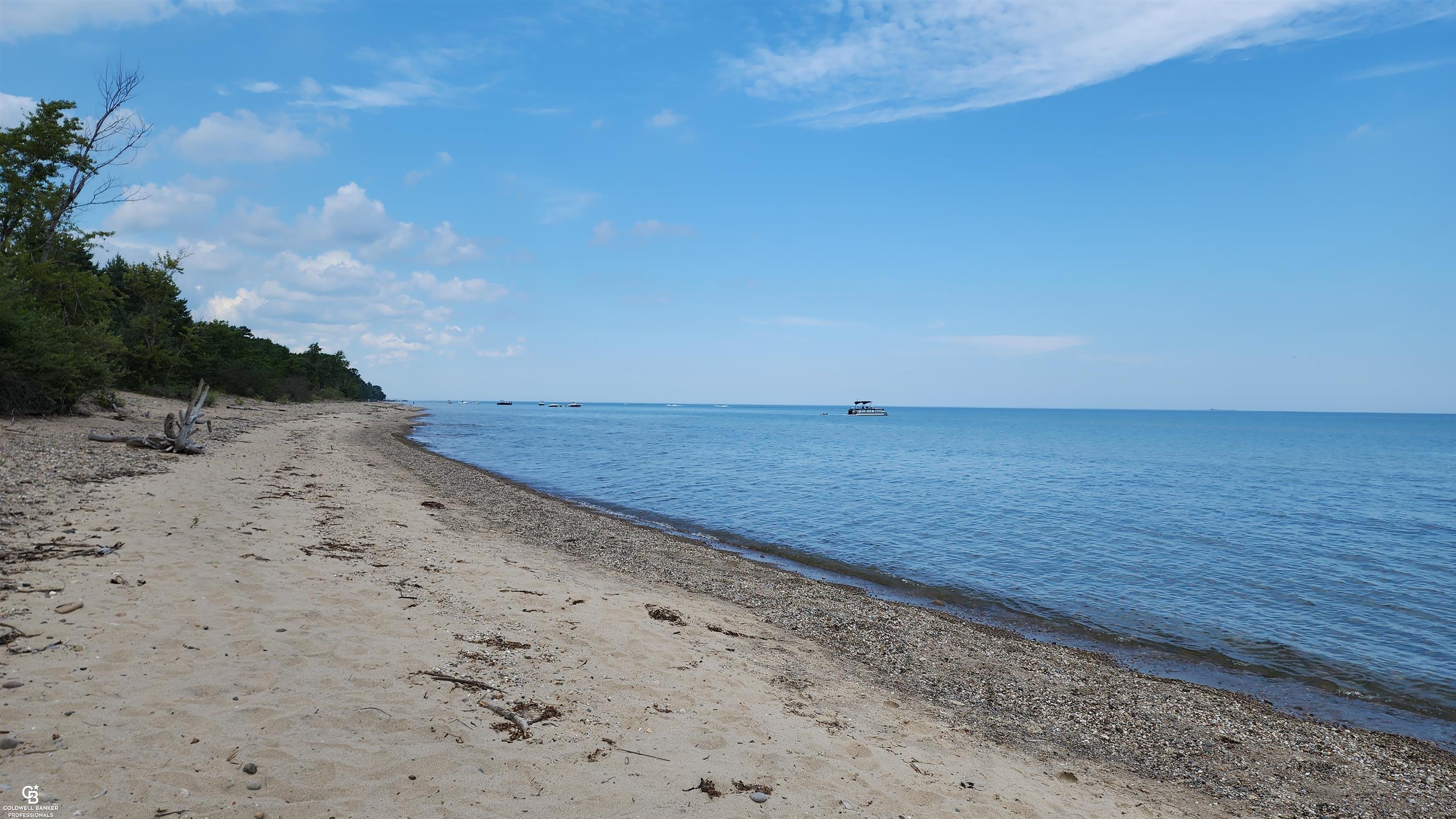 7262 Lakeshore Road Lakeport, MI 48059 - Photo 42 of 55