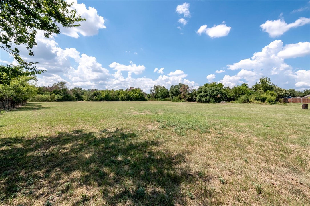 901 South Old Robinson Road Robinson, TX 76706 - Photo 50 of 55 a view of a lake with houses in the background