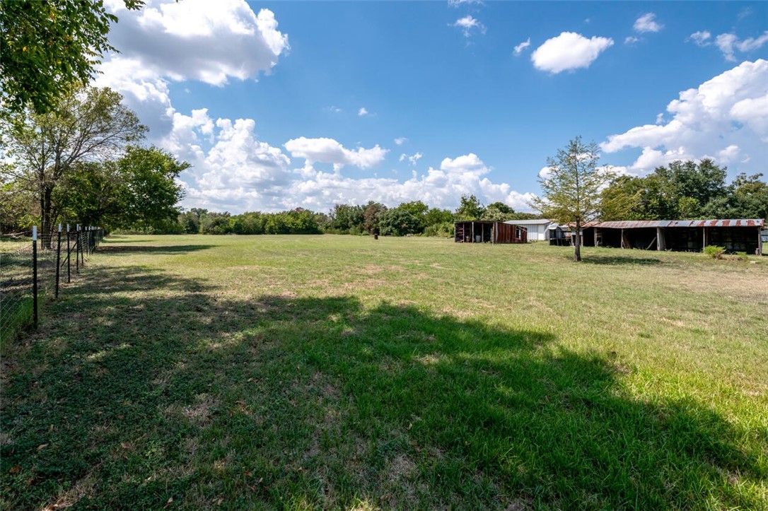 901 South Old Robinson Road Robinson, TX 76706 - Photo 52 of 55 a view of an outdoor space and yard