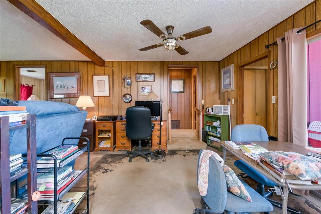 901 South Old Robinson Road Robinson, TX 76706 - Photo 7 of 55 a workspace with furniture and window
