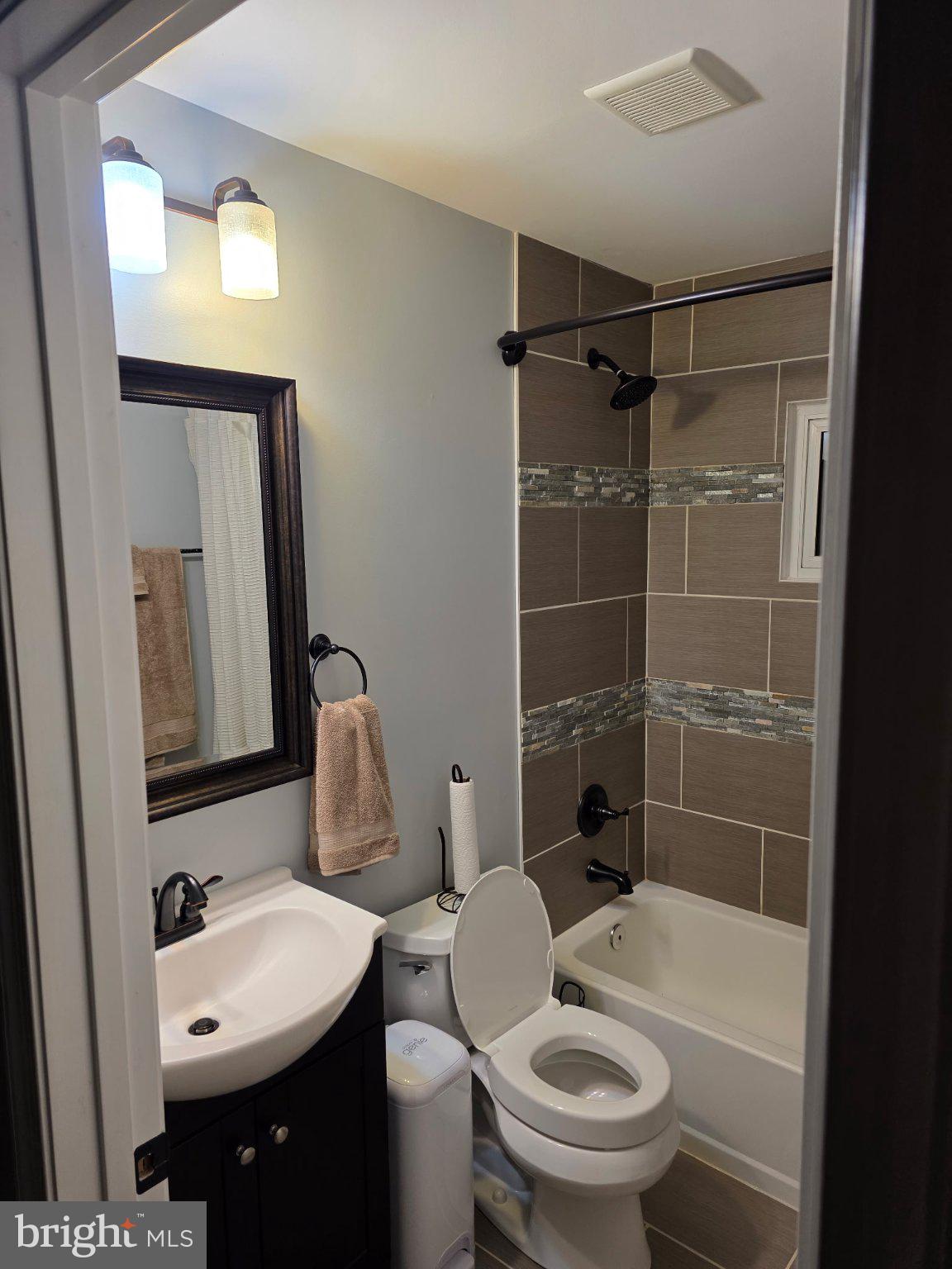7862 Shellye Road Glen Burnie, MD 21060 - Photo 6 of 14 Gallery Image 6