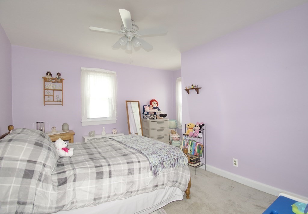 63 Gillette Avenue Springfield, MA 01118 - Photo 16 of 29 Gallery Image 16