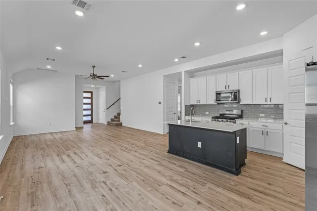 $2,195 | 1925 Ruger Pass, Leander, TX 78641