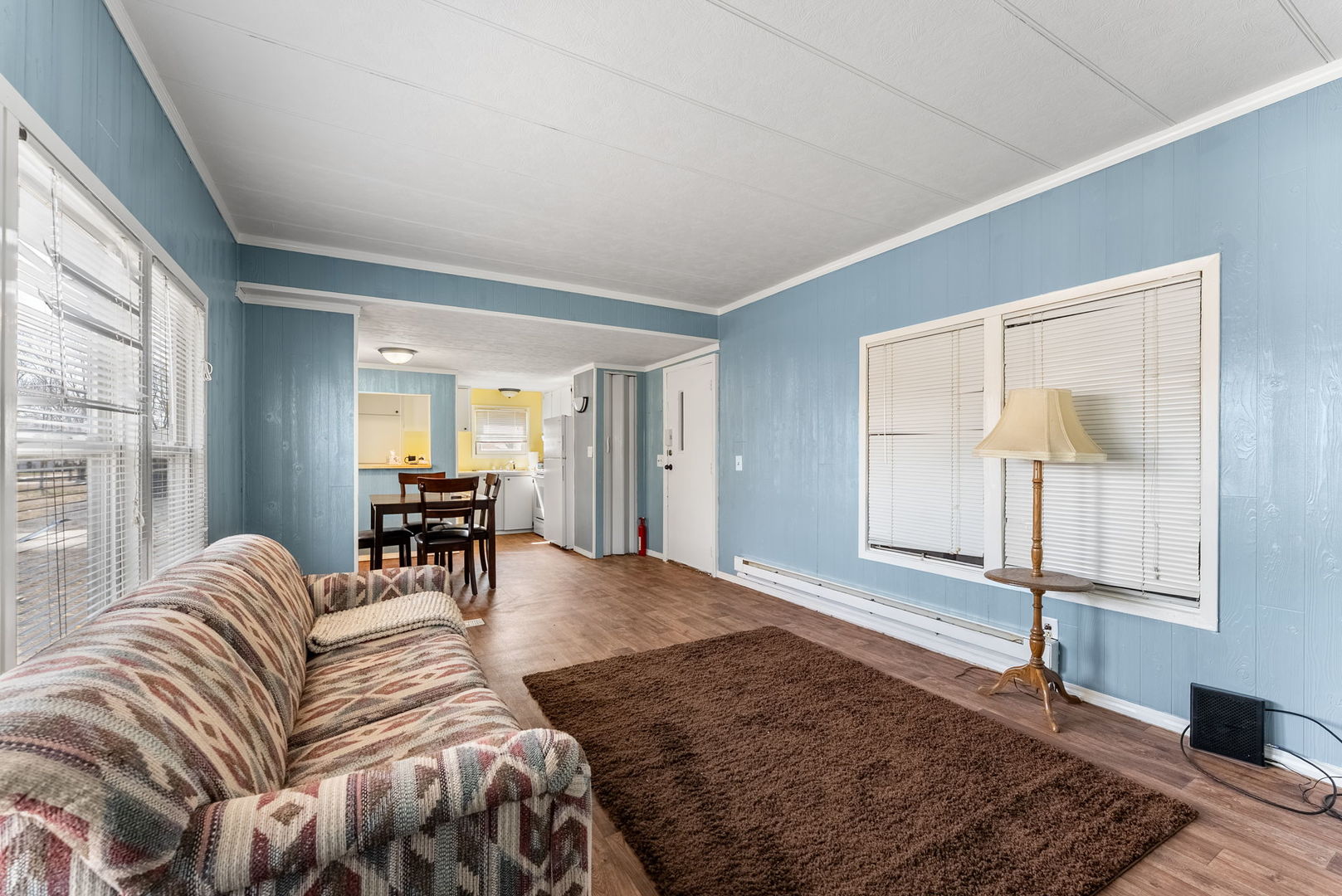 205 Railroad New Boston, IL 61272 - Photo 3 of 14