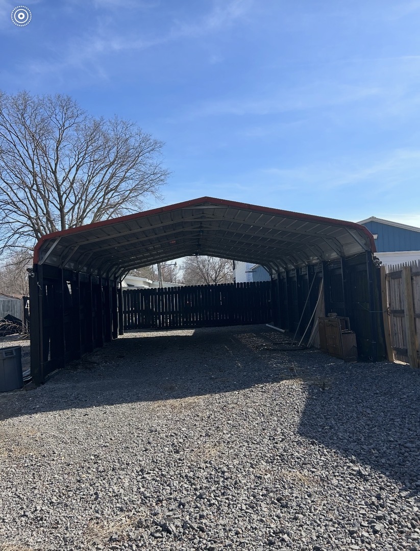 205 Railroad New Boston, IL 61272 - Photo 10 of 14