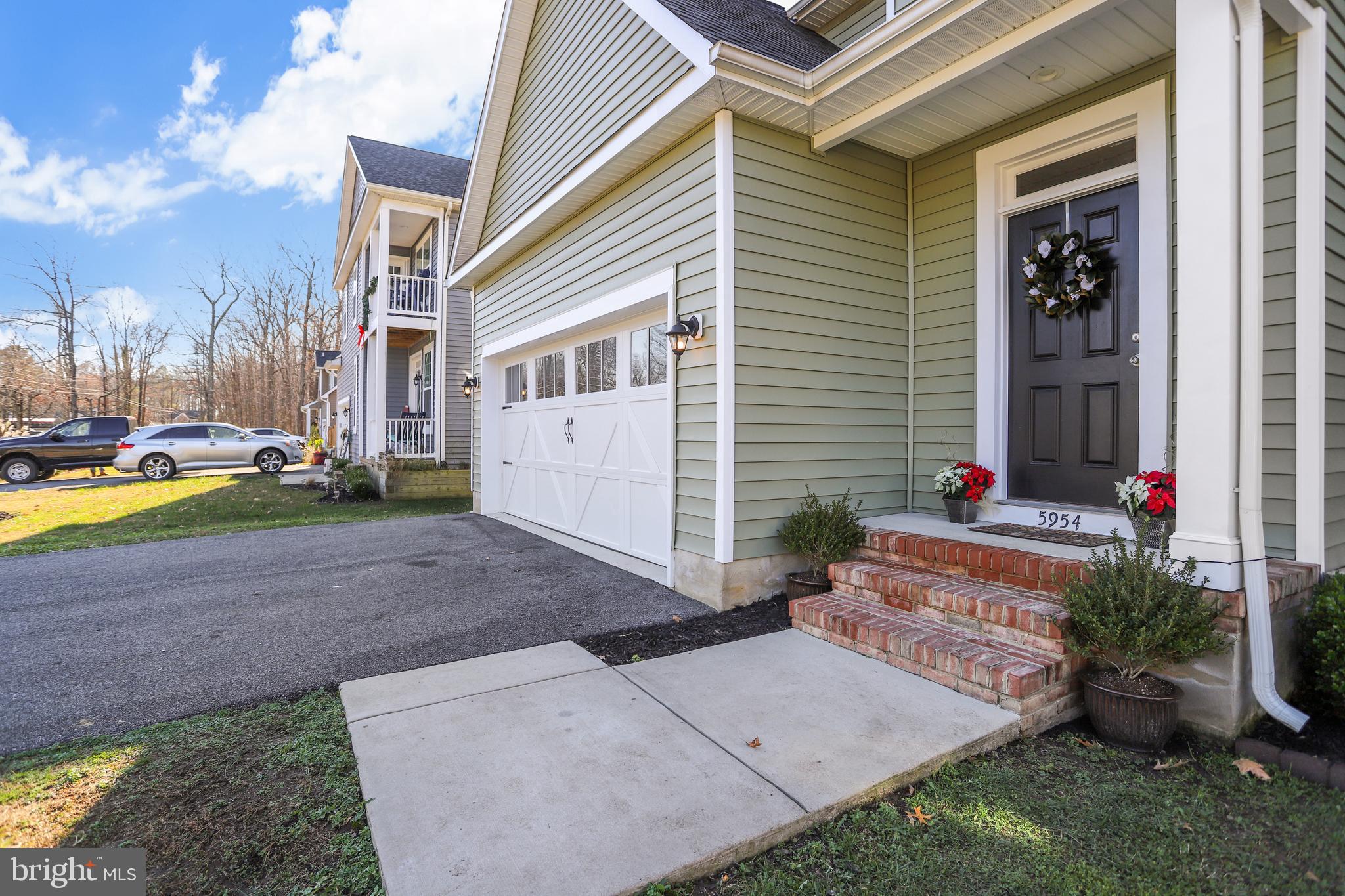5954 Tyler Road Deale, MD 20751 - Photo 2 of 44 Inviting front entry