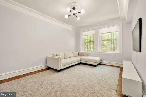 $1,125,000 | 1870 Wyoming Avenue Northwest, Unit 104, Washington, DC 20009