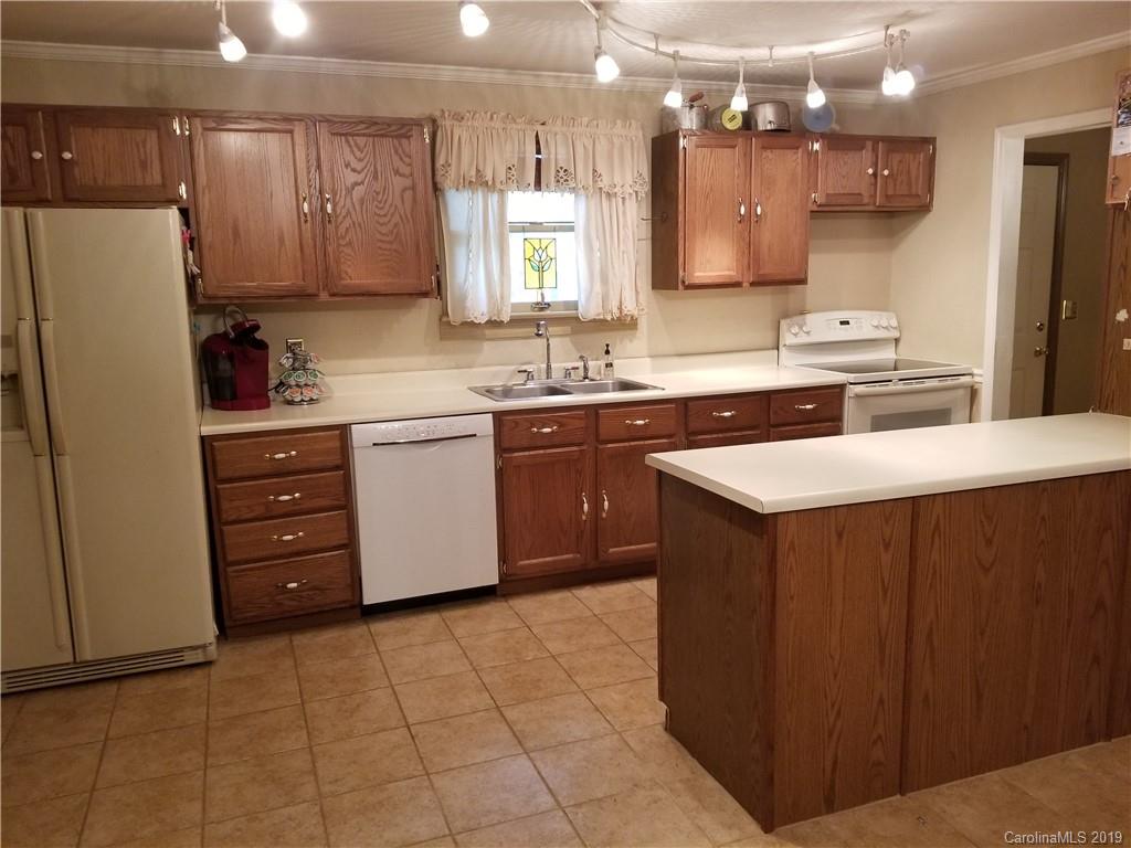 6116 Williams Road Charlotte, NC 28215 - Photo 3 of 6 Gallery Image 3