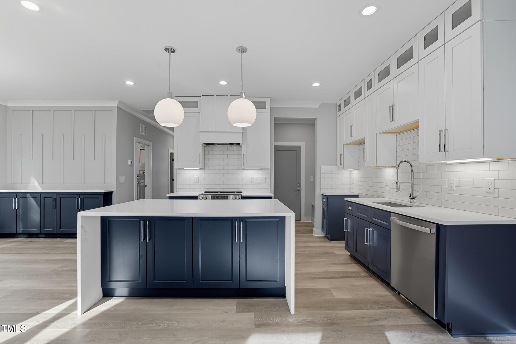 304 North King Charles Road, Unit 101 Raleigh, NC 27610 - Photo 14 of 30 304 King Charles Unit 1-54