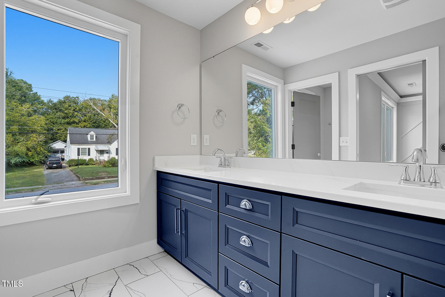 304 North King Charles Road, Unit 101 Raleigh, NC 27610 - Photo 23 of 30 304 King Charles Unit 1-99