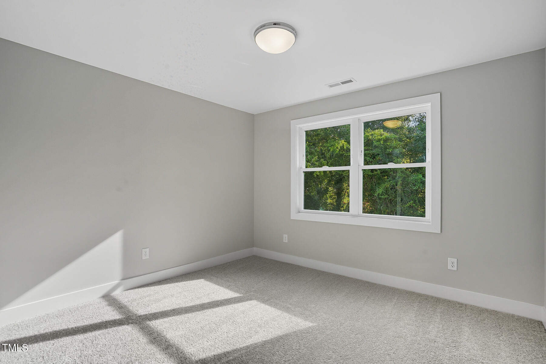 304 North King Charles Road, Unit 101 Raleigh, NC 27610 - Photo 24 of 30 304 King Charles Unit 1-109