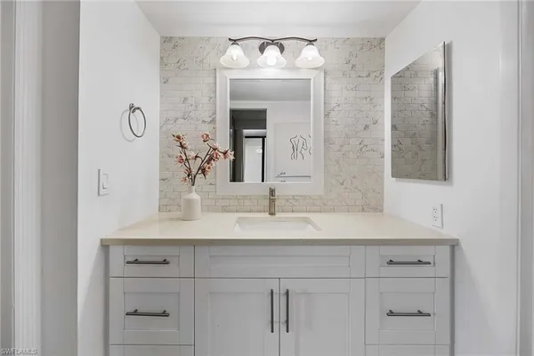 $1,675 | 3625 Boca Ciega Drive, Unit 307, Naples, FL 34112