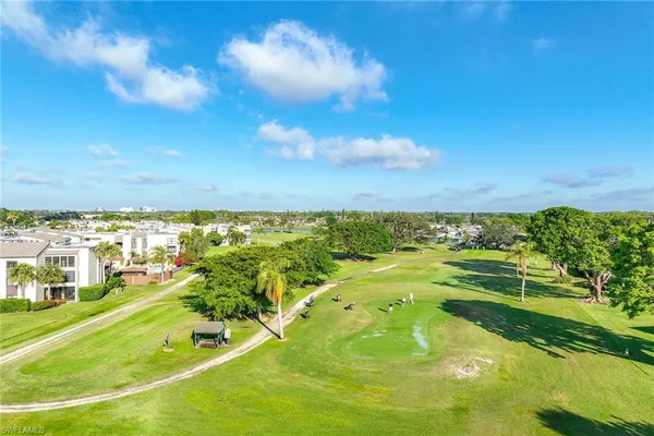 $1,675 | 3625 Boca Ciega Drive, Unit 307, Naples, FL 34112