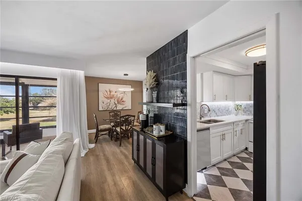 $1,675 | 3625 Boca Ciega Drive, Unit 307, Naples, FL 34112