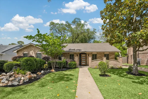$595,000 | 11418 Ash Creek Drive, Houston, TX 77043
