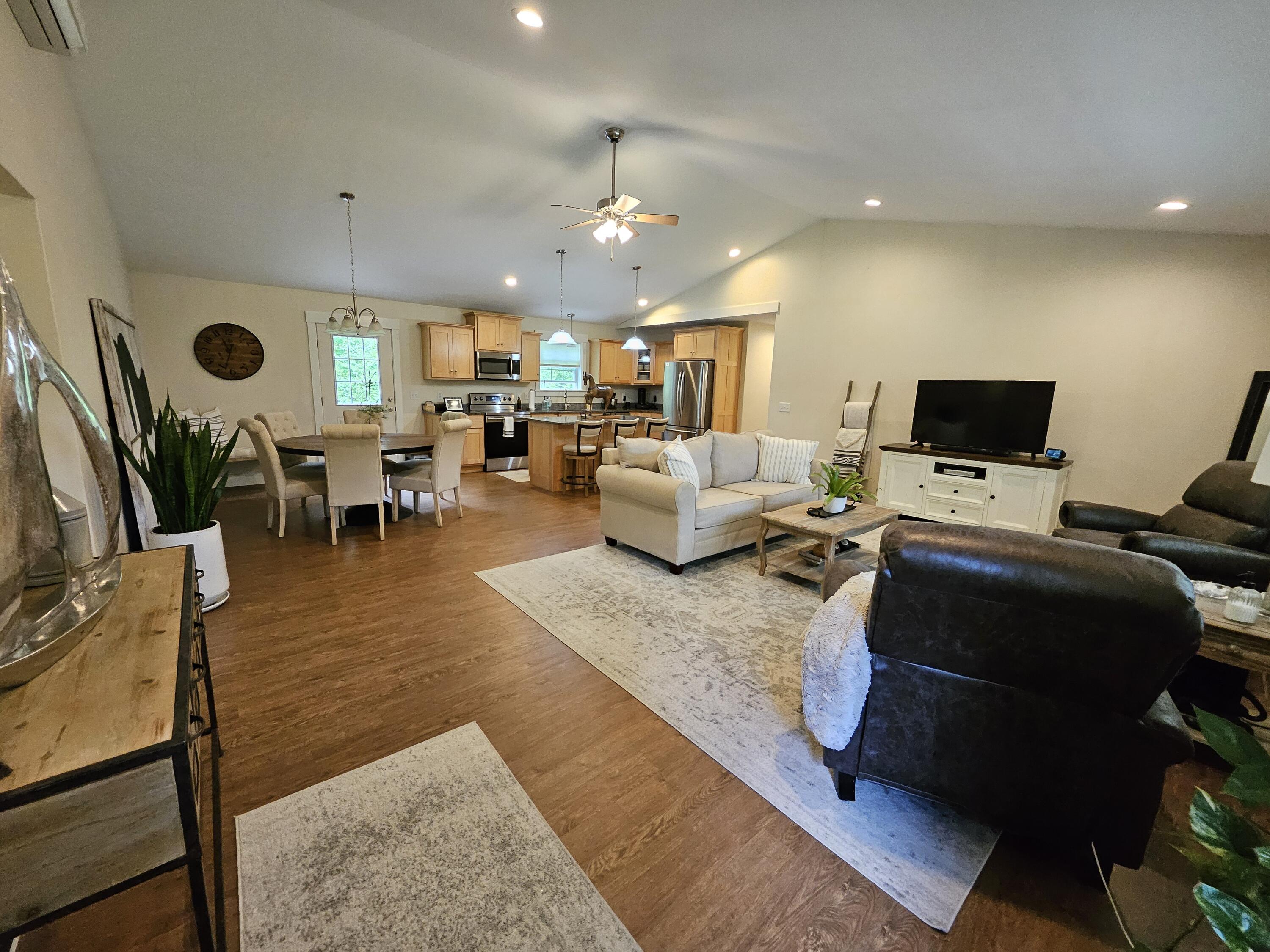 55 Moody Road Brunswick, ME 04011 - Photo 9 of 15 20240608_113549