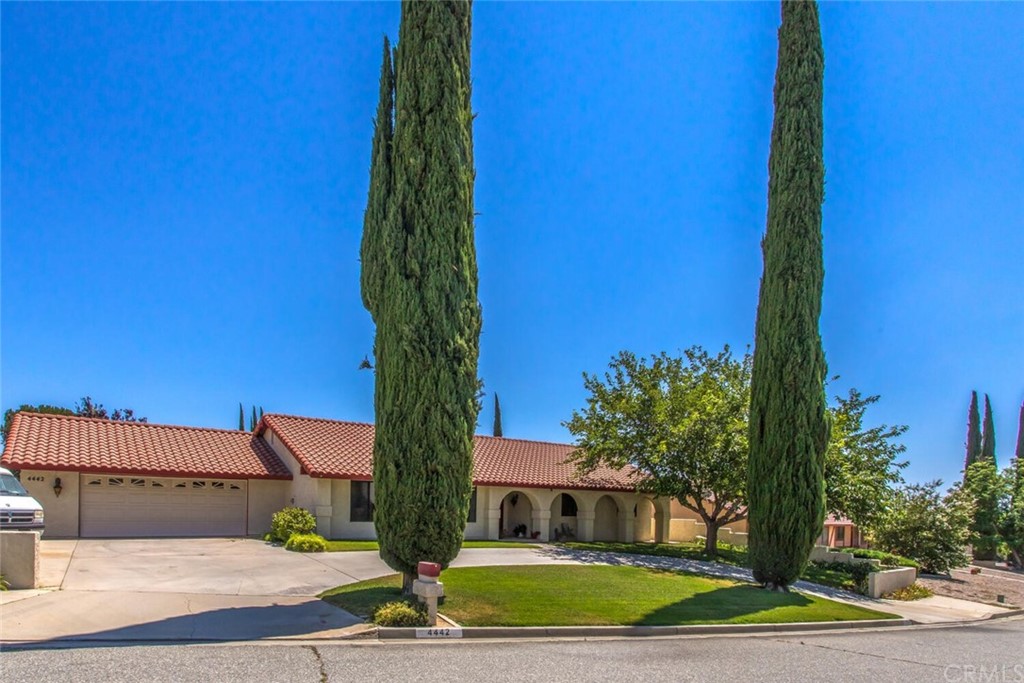 4442 Mockingbird Lane Banning, CA 92220 - Photo 2 of 33