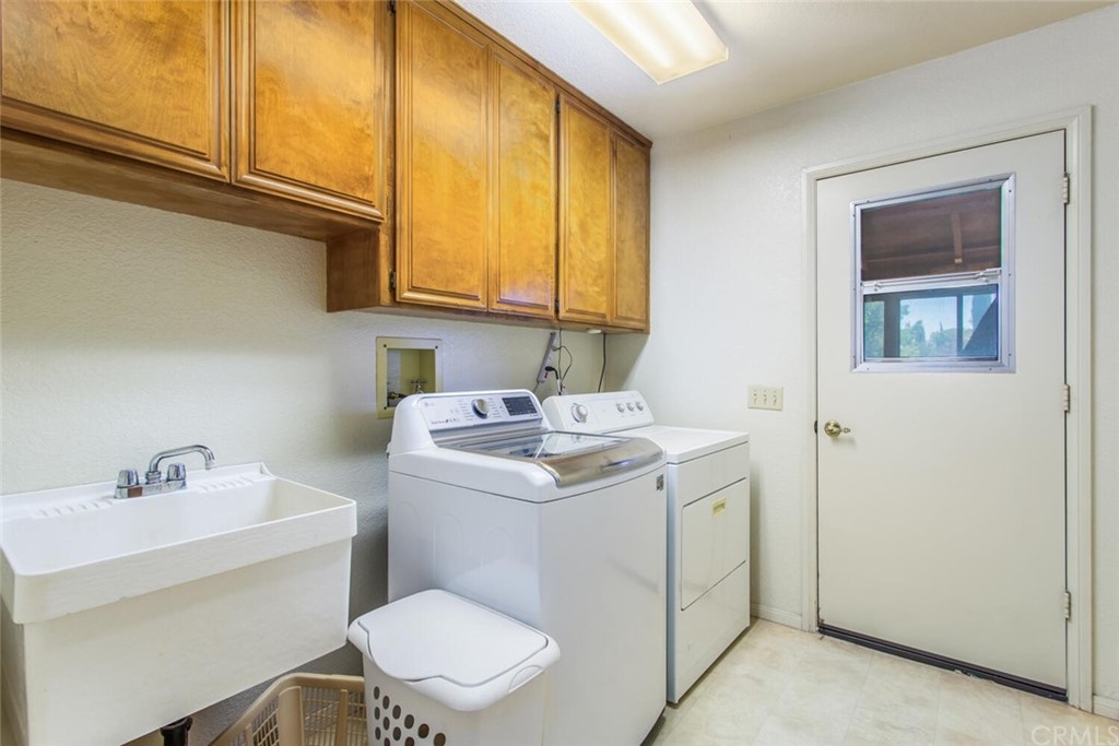 4442 Mockingbird Lane Banning, CA 92220 - Photo 19 of 33