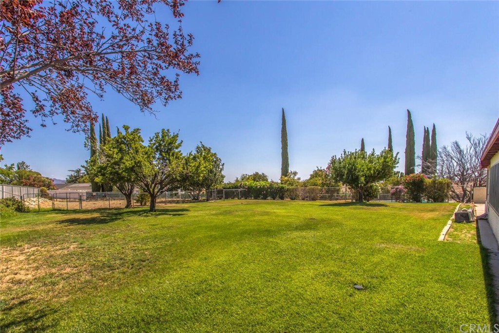 4442 Mockingbird Lane Banning, CA 92220 - Photo 28 of 33