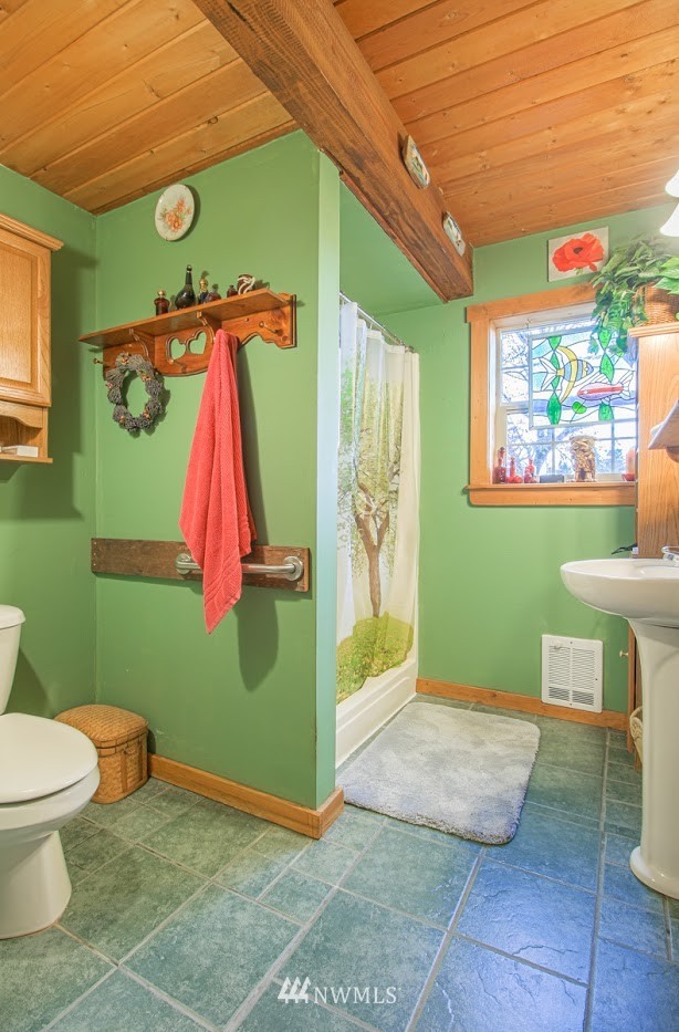 12930 Hunter Road Southwest Rochester, WA 98579 - Photo 20 of 25
