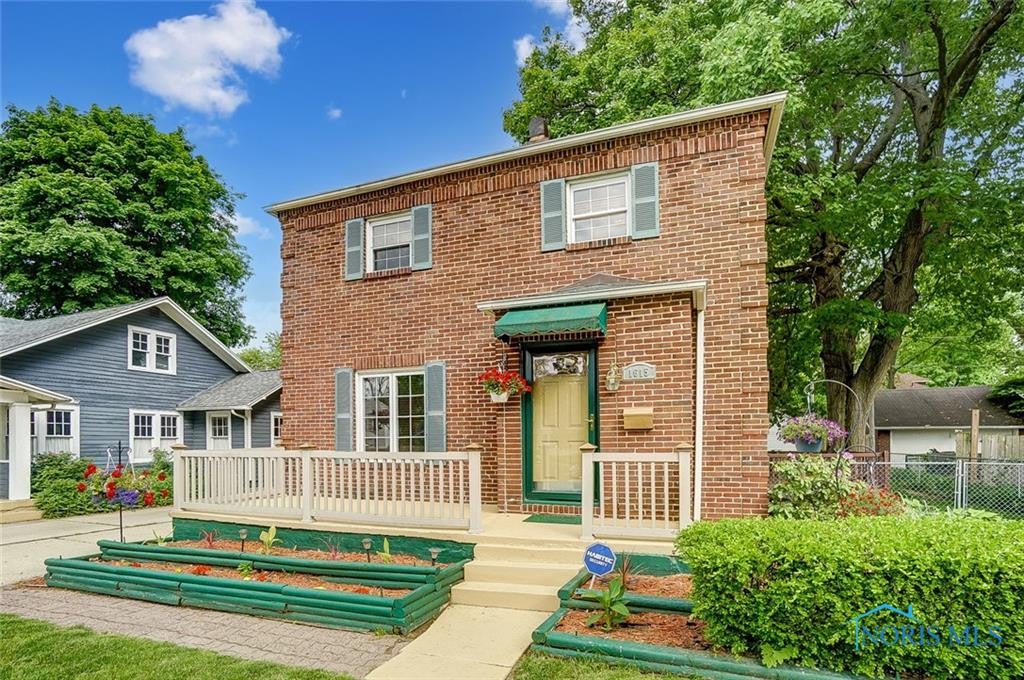 1615 Gilbert Road Toledo, OH 43614 - Photo 1 of 44 Gallery Image 1