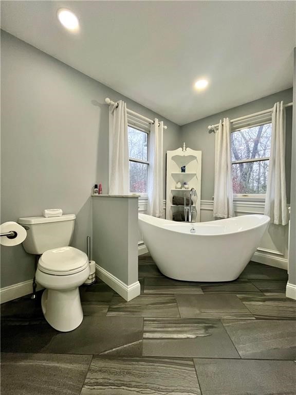 185 Richardson Road Coventry, RI 02816 - Photo 30 of 37 Soaking tub
